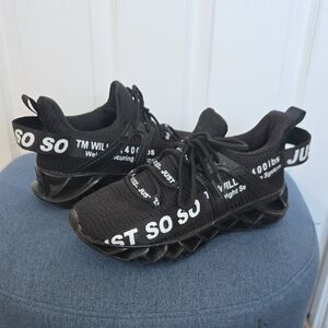 Black Athletic Sneakers with Unique Sole Design